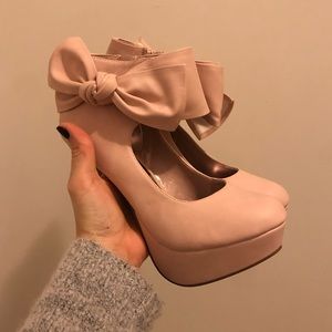 Pink bow heels - BRAND NEW size 7
